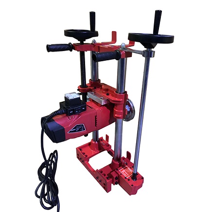 墻壁切割機(jī)是一種新型的切割設(shè)備，不管在切割速度還是在體積上都有著絕對的優(yōu)勢。今天我們講講具體有哪些方面的優(yōu)勢？